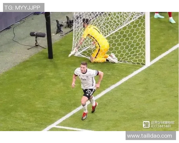 世界杯预选赛德国戈森斯边路传中助攻